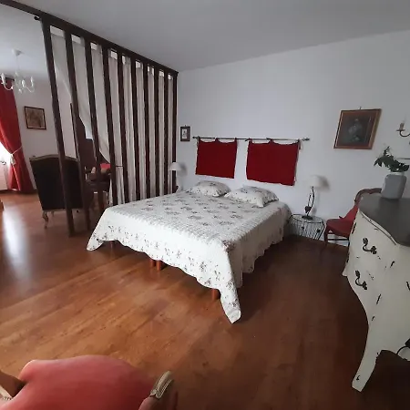 La Maison De Maria Bed & Breakfast