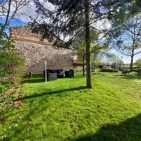 La Maison De Maria Saint-Beauzire (Haute-Loire)