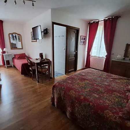 Alojamento de Acomodação e Pequeno-almoço La Maison De Maria Saint-Beauzire (Haute-Loire)